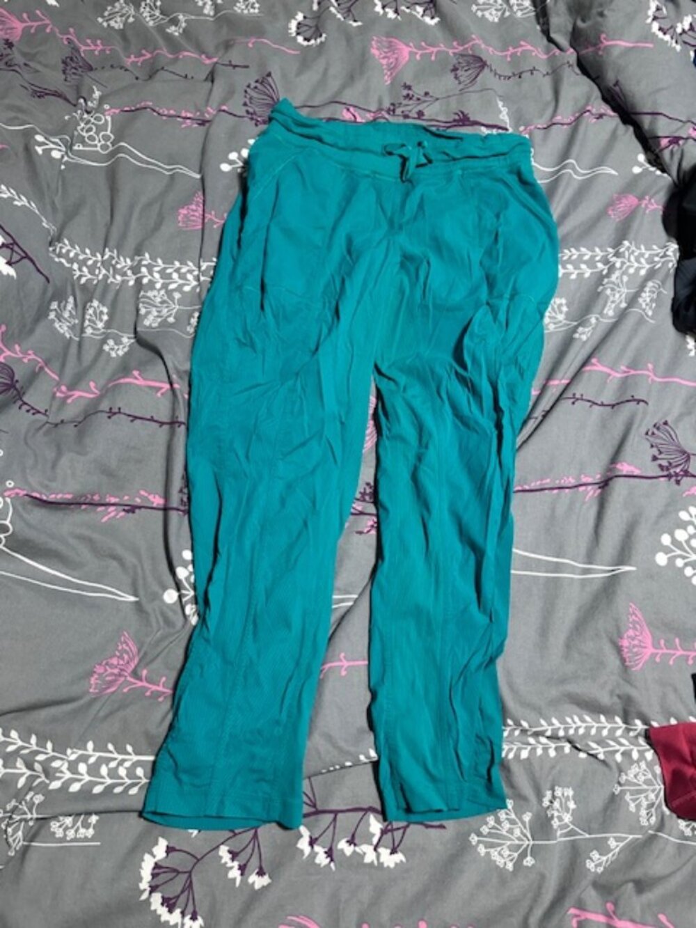 Lululemon street to studio pants size 10